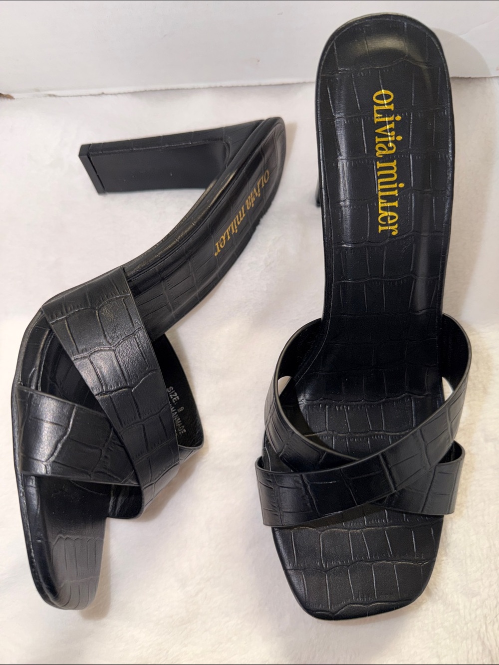 Olivia Miller Women’s Size 9 Black Croc Embossed Cross Strap Heeled Sandals